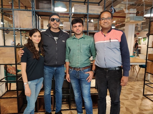 (L to R : Palak Kapoor (Co-Founder, LQI, Sukhbir Singh (angel Investor), Shubham Khanna (Founder, LQI) & Amit Singal (Co-founder, Startup Buddy)