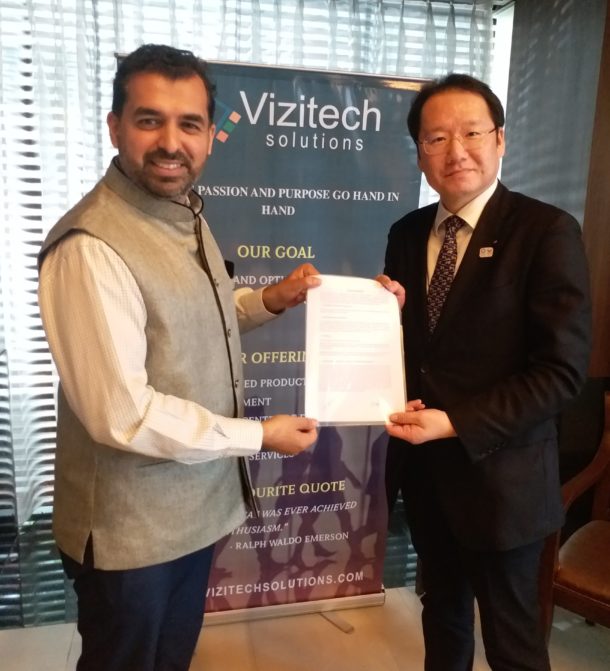From left- Mr Anand Shiralkar (Founder & CEO, Vizitech) and Mr Hideki Shoda, Founder, Chaintope