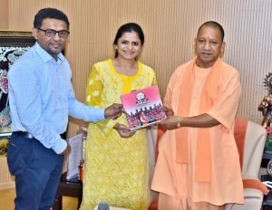 Dr. Sarika Mehta, The Founder of Biking Queens meets UP CM yogi Adityanath