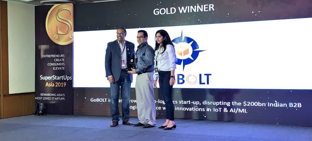 GoBolt won the prestigious SuperStartUps Asia Awards 2019 Mr. Sumit Sharma, Co-Founder of GoBOLT (Centre) receiving the SuperStartUps Asia award