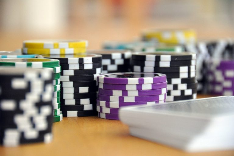 Five Online sites to Play Poker Game