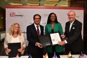 L-R: Ms. Margie, Atul Nishar, Tamara Cunningham and Governor Murphy signing the MoU with TiE Mumbai