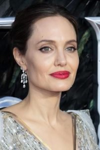 Earrings with diamonds, set in platinum