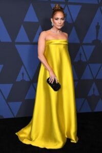 Jennifer Lopez Wears Harry Winston Jewelry Set in Platinum