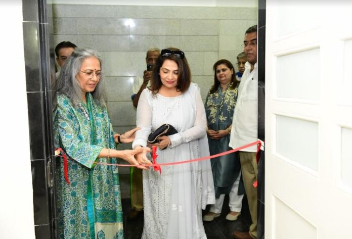 Mrs. Geeta Bijlani, wife of Ramesh Bijlani, Real Estate Developer inaugurated the Ceasefire Foundation facility in Mumbai