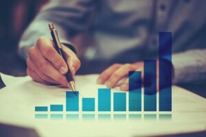 5 ways how entrepreneurs can make the most of a business slump
