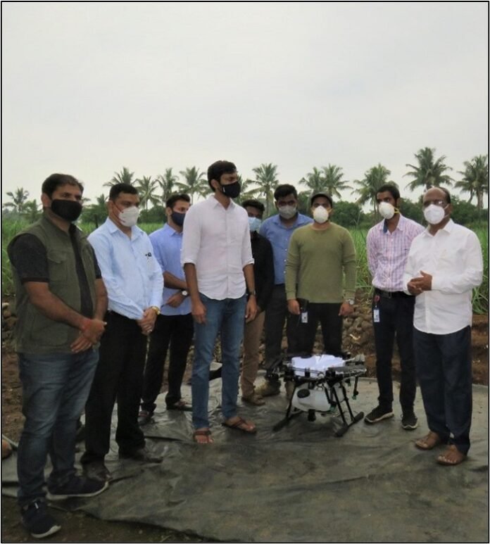 10-lt.-Octocopter-Drone-Launch-at-a-Shetkari-Parisamvad