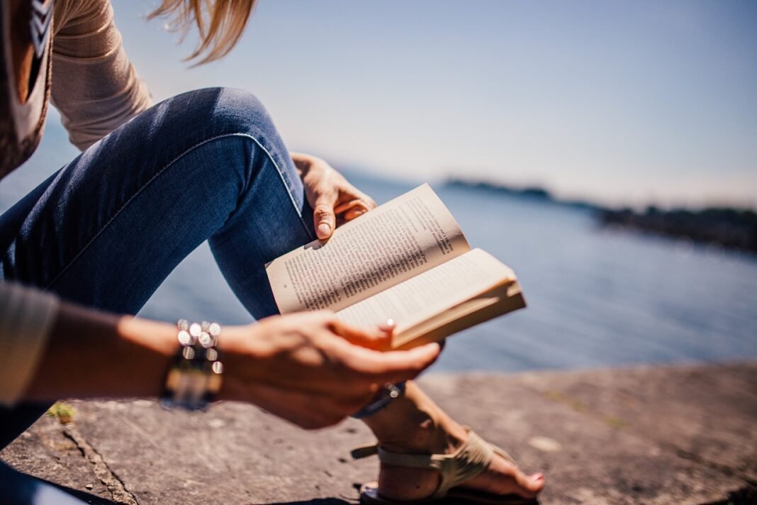 How Book Exchange Platforms in India are Revolutionizing the Way We Read? Exploring the Future of Book Exchange Platforms in India - Opportunities and Challenges