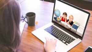 Interactive Learning - How Augmented Reality Toys are Enhancing Education