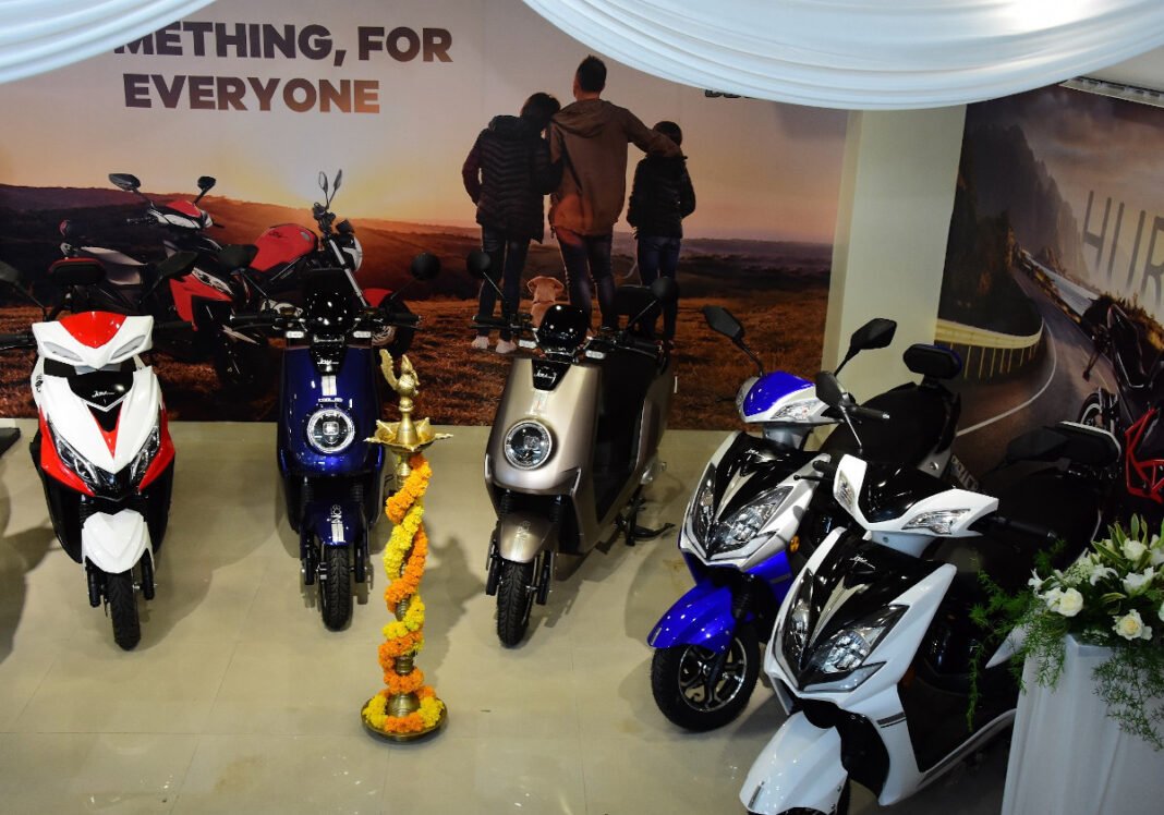 WardWizard leads the charge in the electric two-wheeler market with record-breaking sales WardWizard leads the charge in the electric two-wheeler market with record-breaking sales
