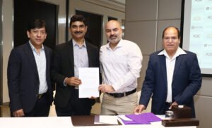 Anand Kumar, CRO at SecureKloud Technologies, Srinivas Mahankali, CBO at Blockedge Technologies, Kapil Khurana, Co-Founder, Plugin Decentralized Oracle and Vinod Khurana, CEO of Suvik Group at the event signi