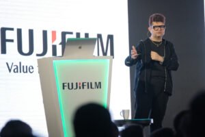 Top Celebrity photographer Dabboo Ratnani visits Kolkata for fashion photography masterclass of FUJIFILM India