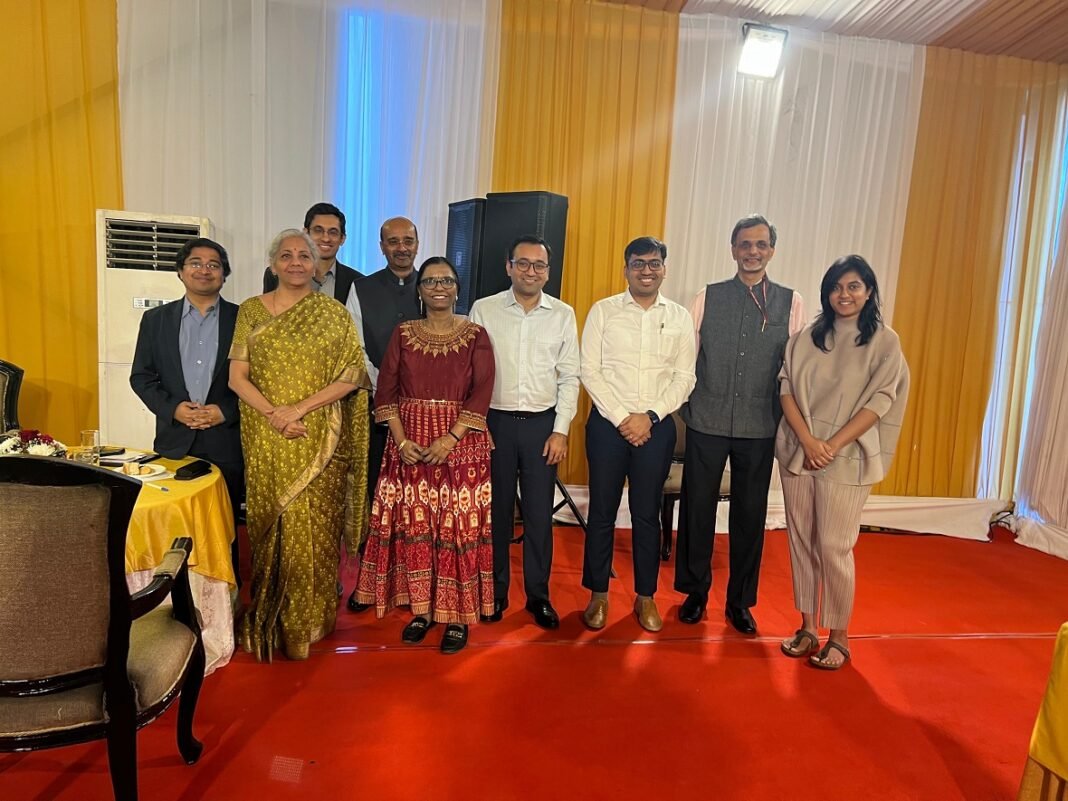 Garuda Aerospace Engages in High-Level Dialogue with Union Finance Minister Nirmala Sitharaman to Unlock India’s Deep Tech Potential Union Finance Minister Nirmala Sitaraman (L) Co Founder of Garuda Aerospace Rithika Agnishwar (R)