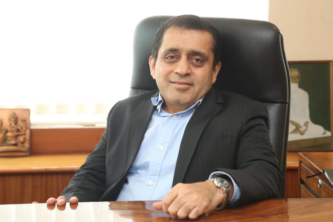 Dugar Finance Raises $3M from Symbiotics to Boost EV & Solar Lending in India Dugar Finance Raises $3M from Symbiotics to Boost EV & Solar Lending in India
