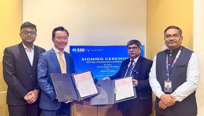 Mr. Pham Sanh Chau, VinFast - CEO Asia and Shri Ajay Kumar Jha, General Manager, Retail Loans - SBI signed the MoU for retail EV financing solutions for VinFast customers Mr. Pham Sanh Chau, VinFast - CEO Asia and Shri Ajay Kumar Jha, General Manager, Retail Loans - SBI signed the MoU for retail EV financing solutions for VinFast customers