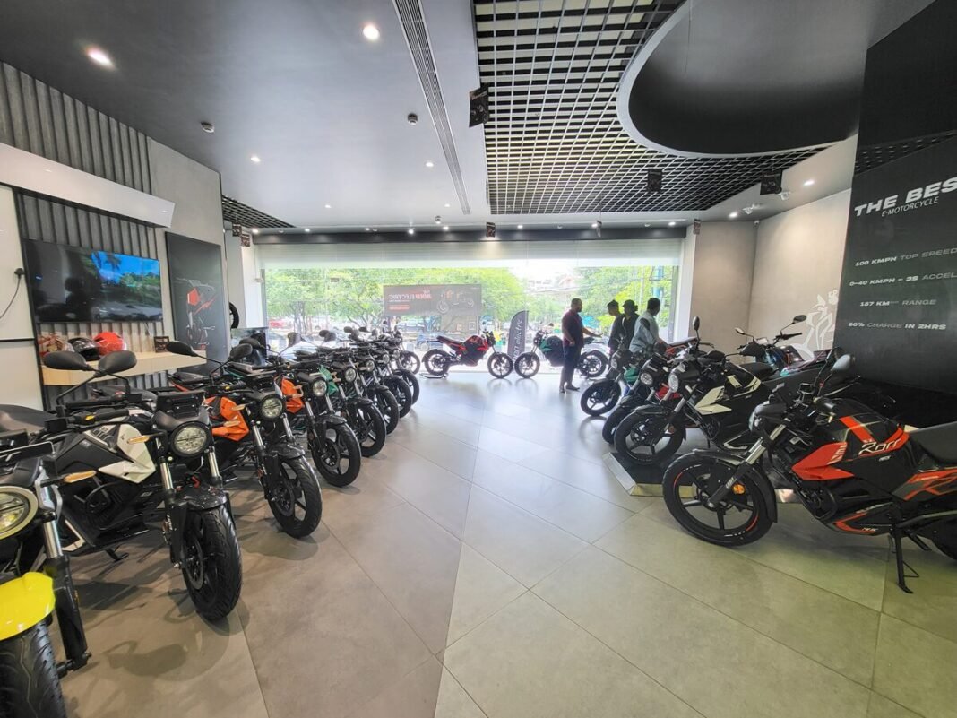 Oben Electric Celebrates 50th Showroom Milestone, Accelerates Nationwide Expansion to 15 States and 37 Cities Oben Electric Showroom