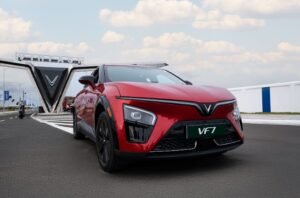 VinFast VF 7