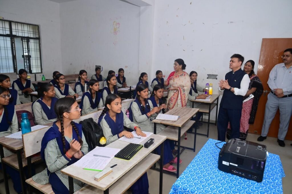 Wellspur Foundation Supports 38 Meritorious Students in Pursuing Dreams of Becoming Doctors and Engineers